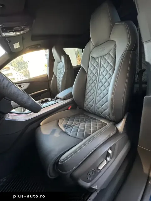 Audi Q8 — poza 2