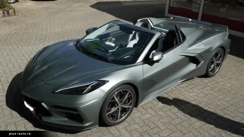 Corvette C8