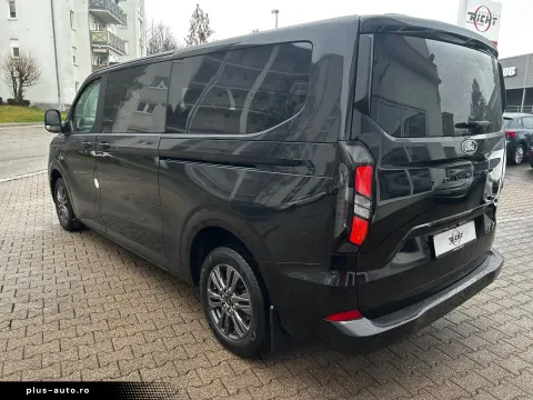 Ford Tourneo Custom — poza 3