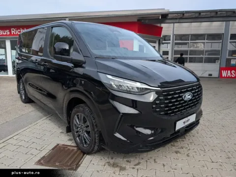 Ford Tourneo Custom — poza 2