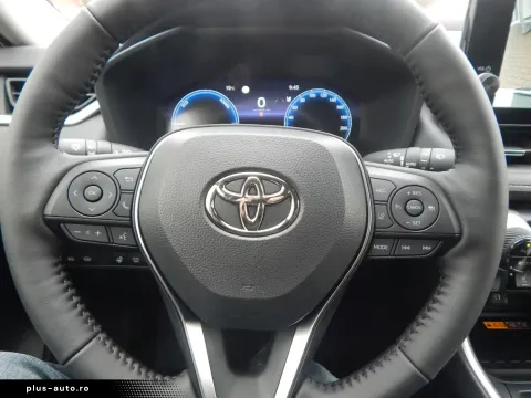 Toyota Rav 4 — poza 3