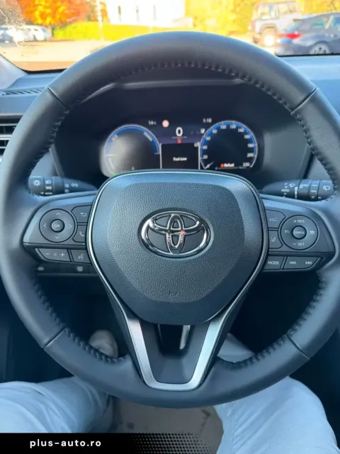 Toyota Rav 4 — poza 2