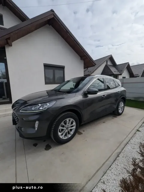 Ford Kuga — poza 3