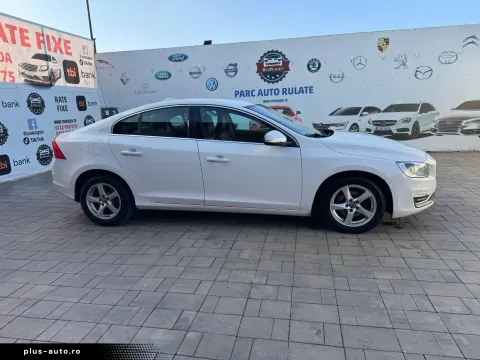 Volvo S60 — poza 3