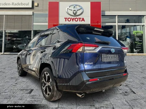 Toyota Rav 4 — poza 3