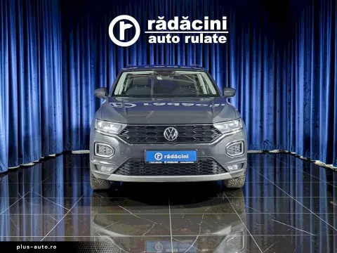 Volkswagen T-Roc — poza 3