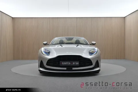 Aston Martin Db12
