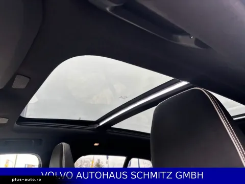 Volvo Xc40 — poza 2