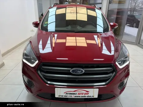 Ford Kuga — poza 2