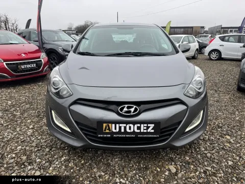 Hyundai I30 — poza 3