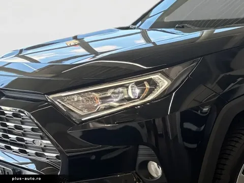 Toyota Rav 4 — poza 3