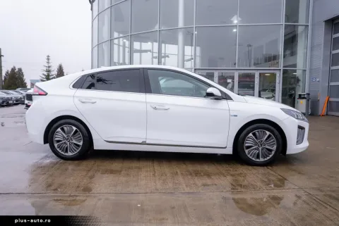 Hyundai Ioniq — poza 3