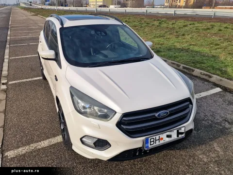 Ford Kuga — poza 2