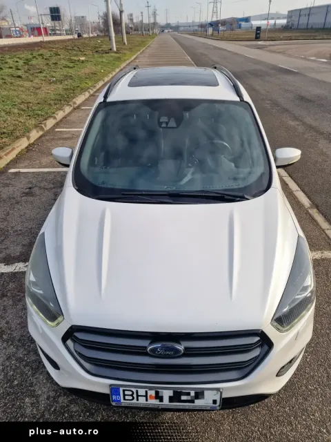 Ford Kuga — poza 3