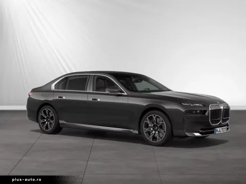 BMW 740