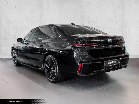 BMW 740