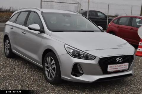 Hyundai I30 — poza 3