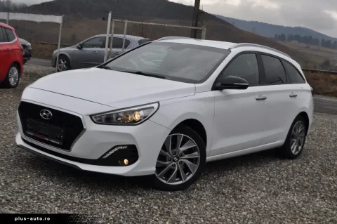 Hyundai I30 — poza 3