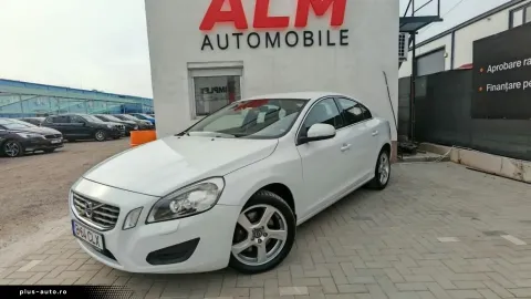 Volvo S60 — poza 3