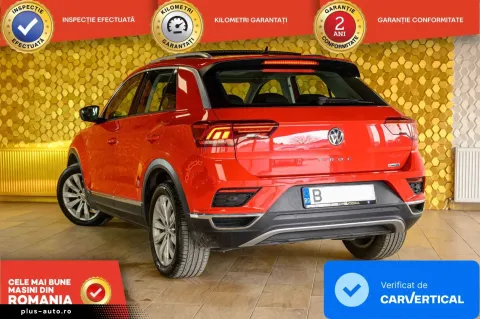 Volkswagen T-Roc — poza 3