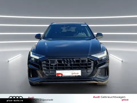 Audi Q8 — poza 2