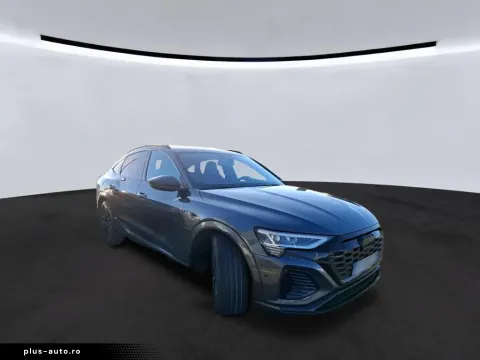 Audi Q8 — poza 2