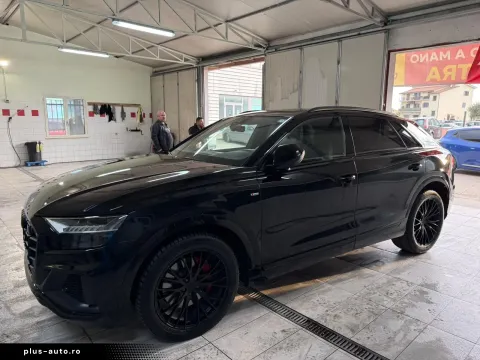 Audi Q8 — poza 2