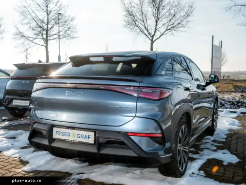 BYD Sealion 7