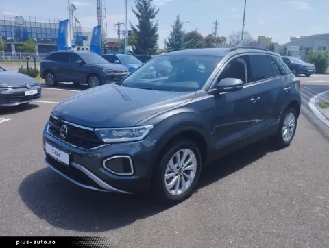 Volkswagen T-Roc — poza 3