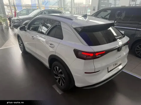 Volkswagen T-Roc — poza 3