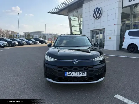 Volkswagen T-Roc — poza 2