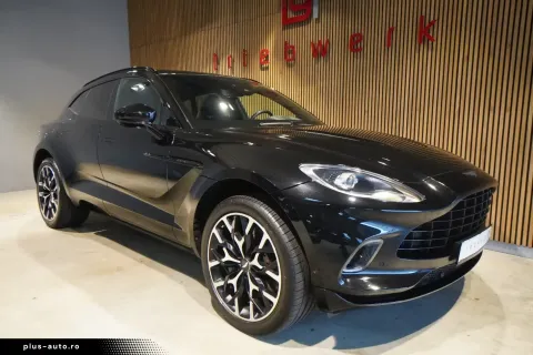 Aston Martin Dbx