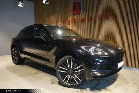 Aston Martin Dbx