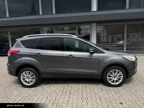 Ford Kuga — poza 2