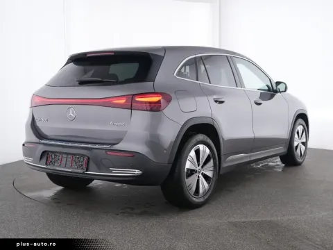 Mercedes-Benz Eqa — poza 2