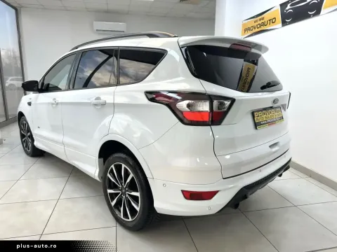Ford Kuga — poza 3