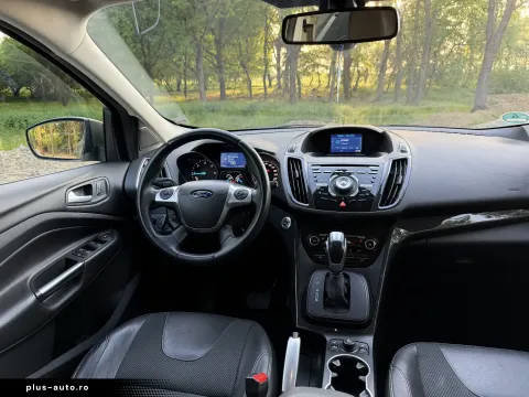 Ford Kuga — poza 3