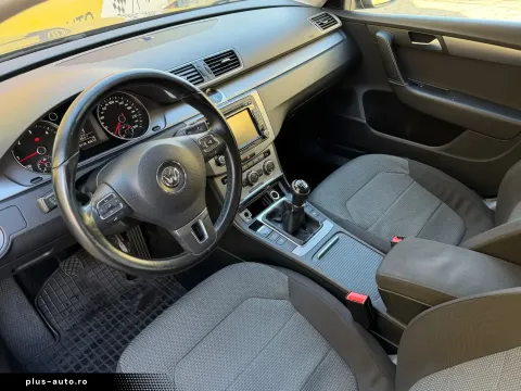 Volkswagen Passat — poza 2