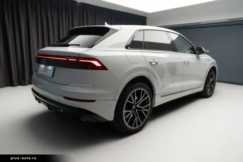Audi Q8 — poza 3