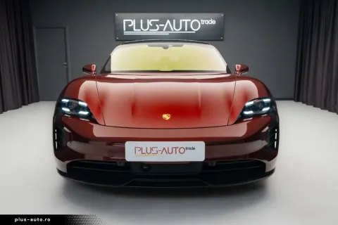 Porsche Taycan — poza 2
