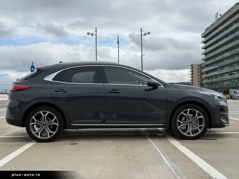 Kia Xceed — poza 3
