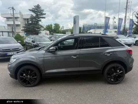Volkswagen T-Roc — poza 3