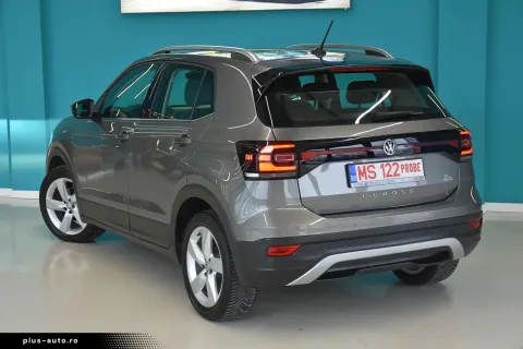 Volkswagen T-Cross — poza 3