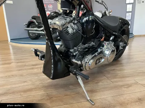 Harley-Davidson Wide Glide — poza 3