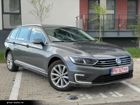 Volkswagen Passat — poza 3