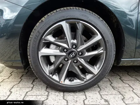 Hyundai I30 — poza 3
