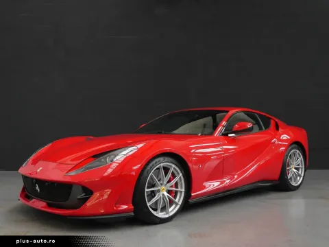 Ferrari 812