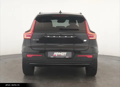 Volvo Xc40 — poza 2