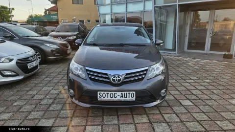 Toyota Avensis — poza 2