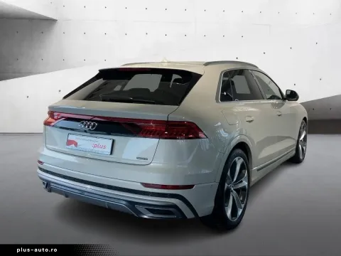Audi Q8 — poza 3